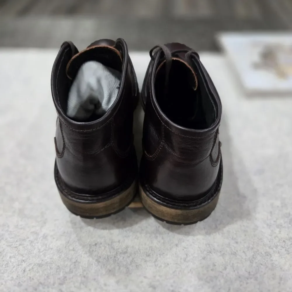 🐢 Andrew Marc leather Chukka boots Size 7.5 Excellent Condition!